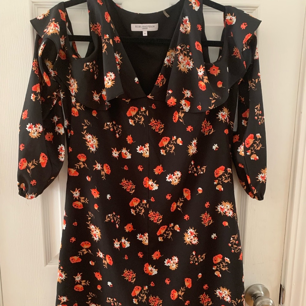 Floral XS exposed shoulder dress